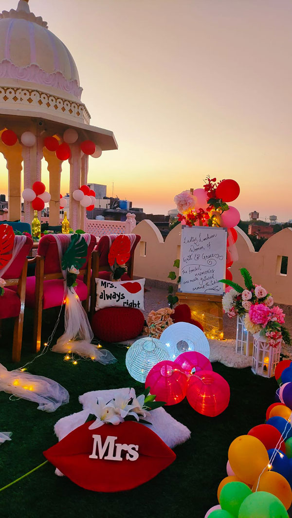 Romantic Lunch Date in Jaipur Romantic Lunch Date in Jaipur